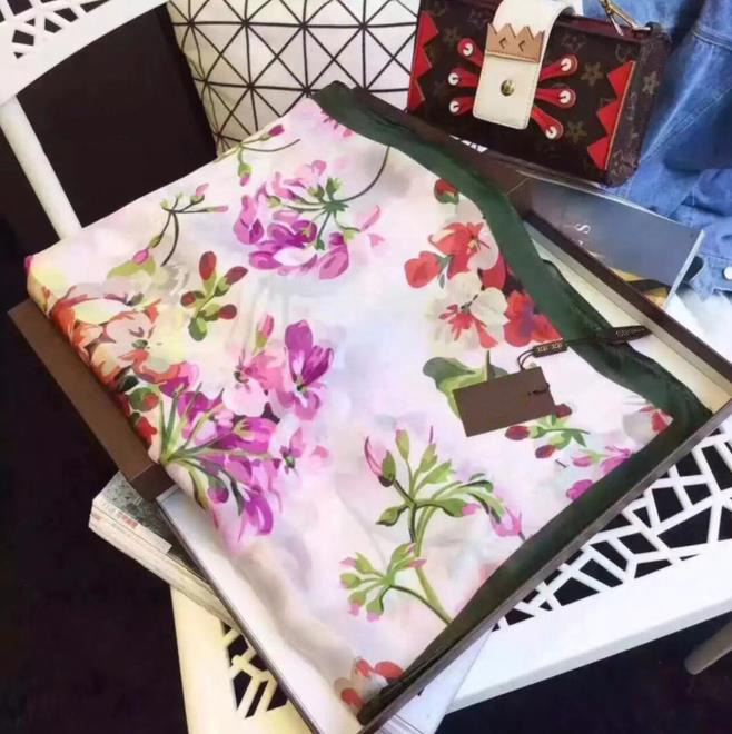 

Classic spring and summer high quality scarves 180-90cm travel fashion flower pattern scarves