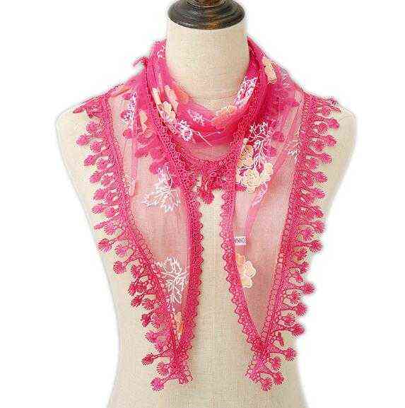 

Triangle Soft Lace Veil Scarf Women Embroidered Tassel Veil Floral Prayer Church Headcovering Scarves Sheer Party Stoles Y1108