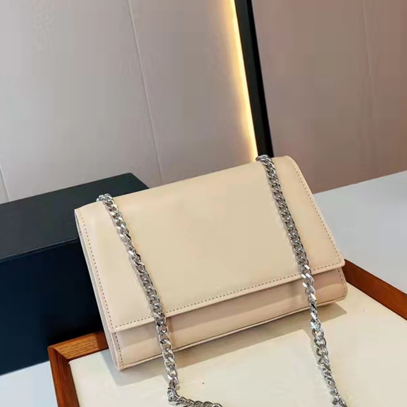 

Ladies luxurys Designers Clutch Bags Cross body Purse Shoulder Bag Fashion High Quality selling Classic leather wallet Two-color chain With original box size 20 14 cm, Beige
