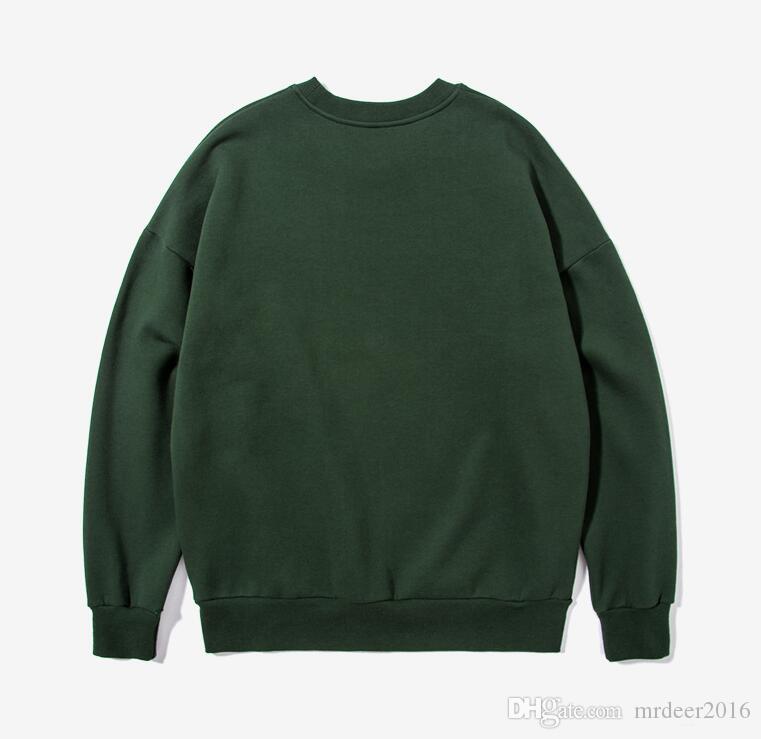 

2021 Man ashion leisure long sleeve Dark green Round collar sweaters, Sweater