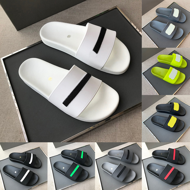 

Trends Slippers For Men Women Designer Pool Slides Triple Black White Paris Rubber Sliders Letters Flats Sole Sandals 3D Embossing Bath Shoes Beachwear 35-46, Bli#22