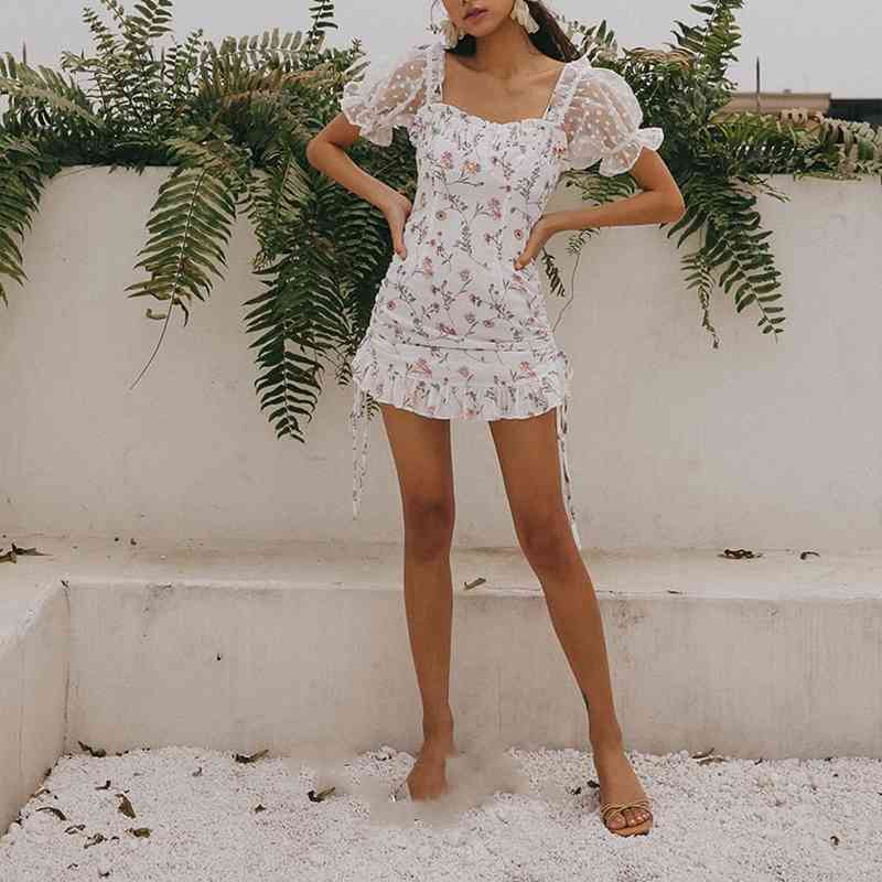 

Women Fashion Temperament Floral Mesh Patchwork Dress Summer Backless Waist Slim Spaghetti Strap Mini Ruffles 210525, White