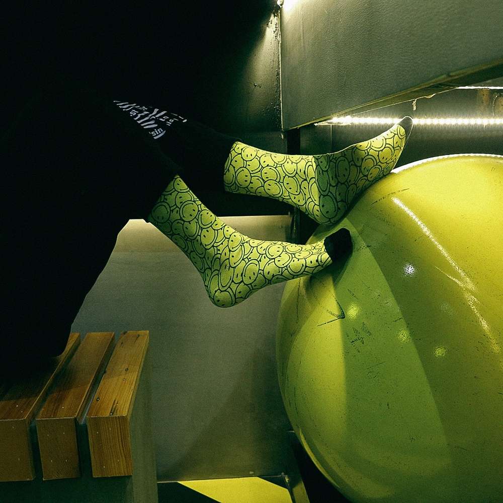 

Ins men's socks combed cotton boneless hand to eye smiling face seamless printing, White;black