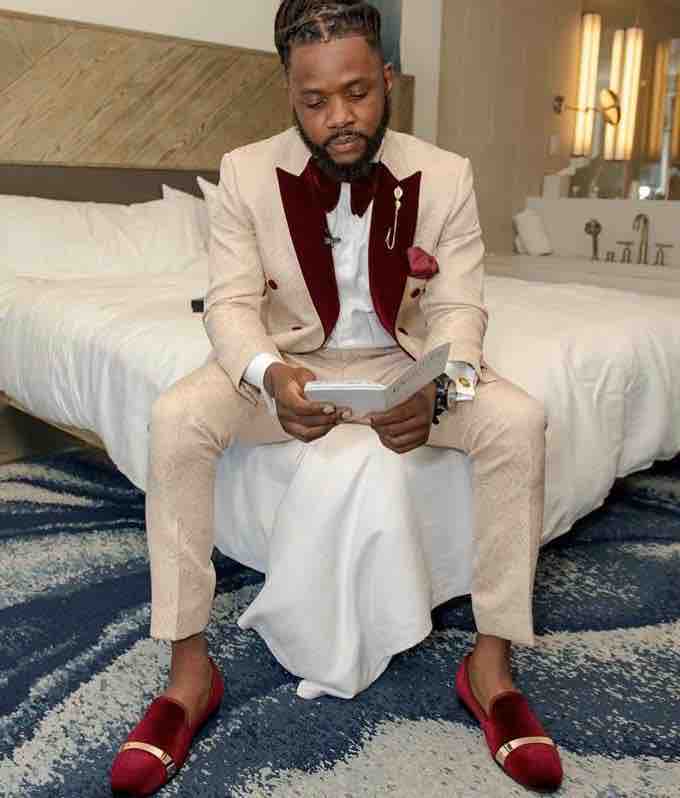 

Double-Breasted Champagne Paisley Groom Tuxedos Peak Lapel Men Work Business Suits 2 pieces Wedding Prom Dinner Dress(Jacket+Pants+Tie) W678, Same as image