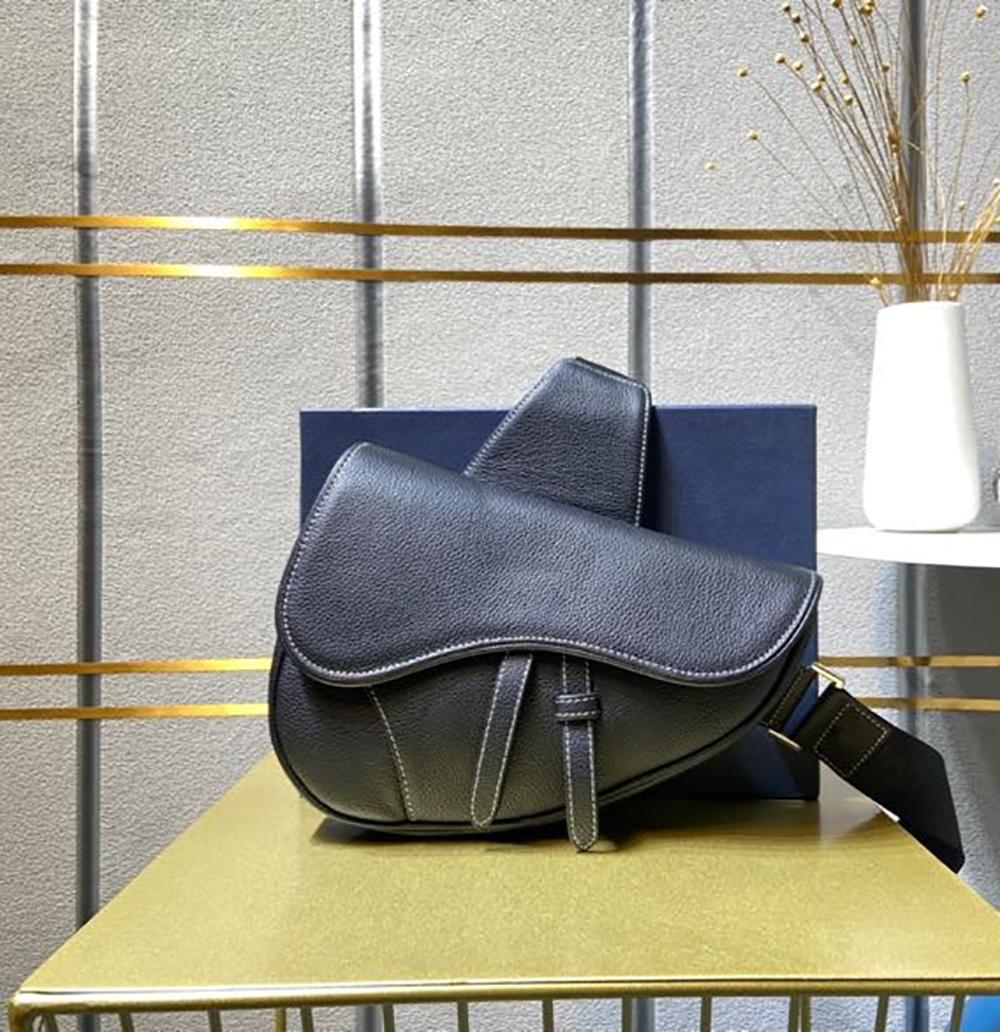 

Designer handbag saddle bag top leather strap shoulder strap wallet metal pendant shoulder bag lady messenger bag cowhide handbag