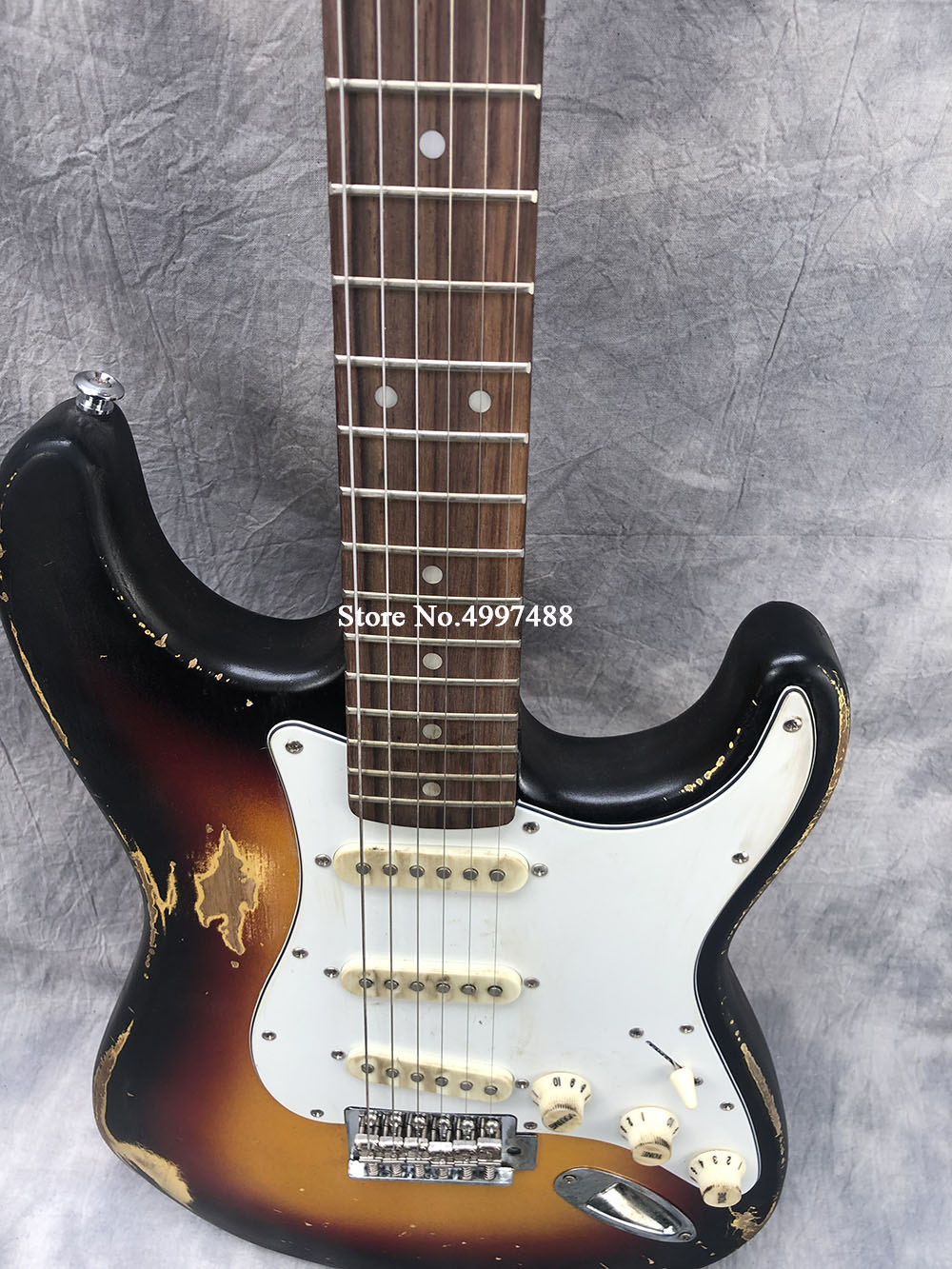 

1962 3 Tone Sunburst Heavy Relic ST Electric Guitar, Masterbuilt Chili Peppers John Frusciante , Vintage Green Konb & SSS Pickups