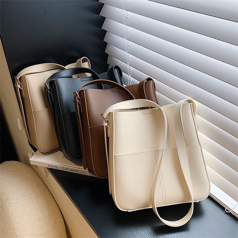 

Luxury Design Shoulder Bags Unique Lvs Purses Wide Strap Bucket For Women Large Capacity Shopper High Quality Crossbody Bag, Black