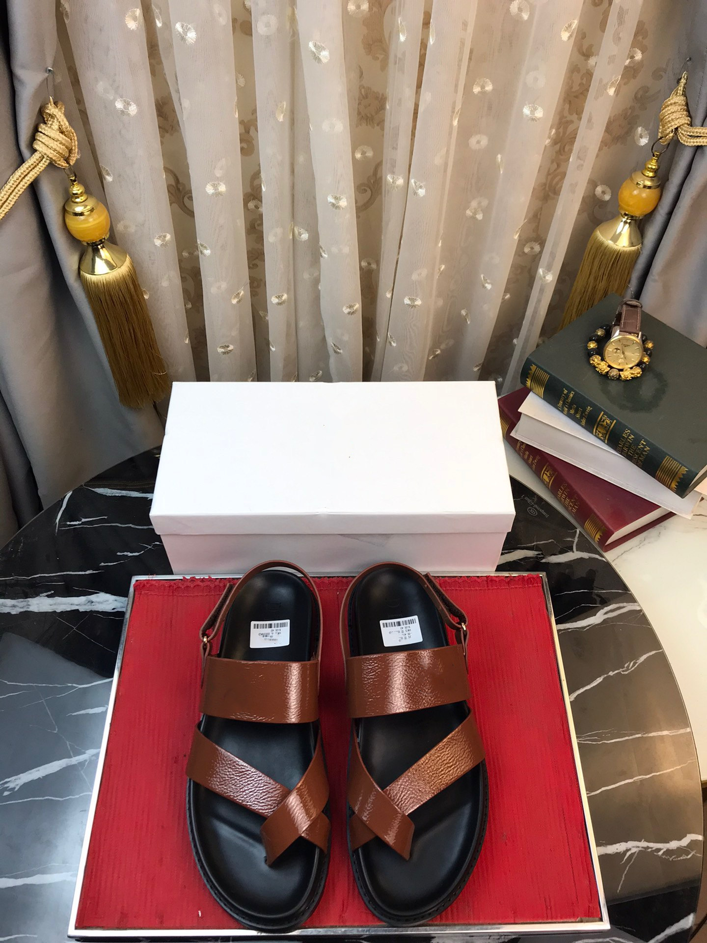 

Luxury designer slides 2021 flat sandals men's leather summer breathable beach flip-flops black brown non-slip soft-soled sandal and slippers size 38-45