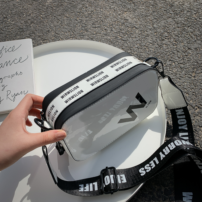 

2021 Fashion New Handbag Patent Leather Crossbody Bags Women Shoulder Bag Wide Strap Double Zippers Lady Small Square Bag femme C0224