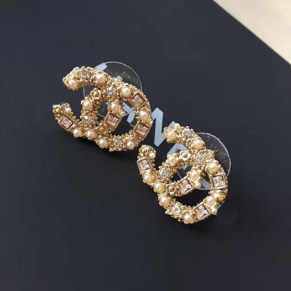 

Xiangjia 2021 new small fragrance Pearl Rhinestone Earrings Fashion simple earrings female S925 silver needle1, Golden