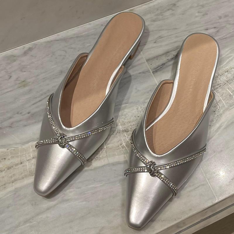

2021 Fashion Slippers Women Flat Heel Slides Ladies Slip On Mules Luxury Rhinestone Female Flip Flops Casual Summers Woman Shoes, Silver