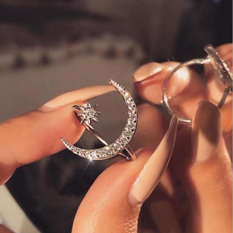 

Wedding Rings Female Simple Temperament Square Diamond Ring Fashion Four Prong Exquisite Ladies Zircon, Slivery;golden