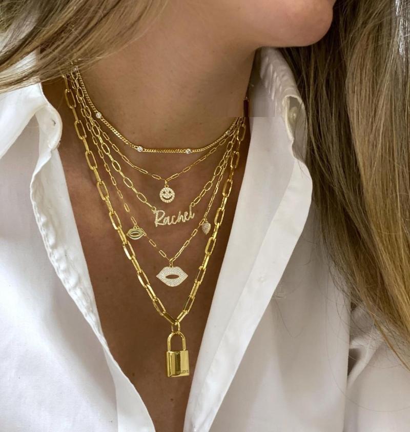

Pendant Necklaces 2021 Design Fashion Kiss Drip CZ Mouth Necklace With Clear 5A Paved Safety Pin Open Link Chain Charm Lady Jewelry