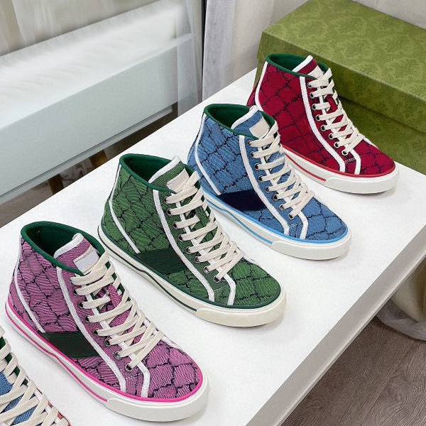 

designer lady Flat Casual boots Travel lace-up sneaker Letters woman Trainers 100% leather fashion Loafers men gym Running High top women shoes Large size 35-45 us4-us11, Navy blue