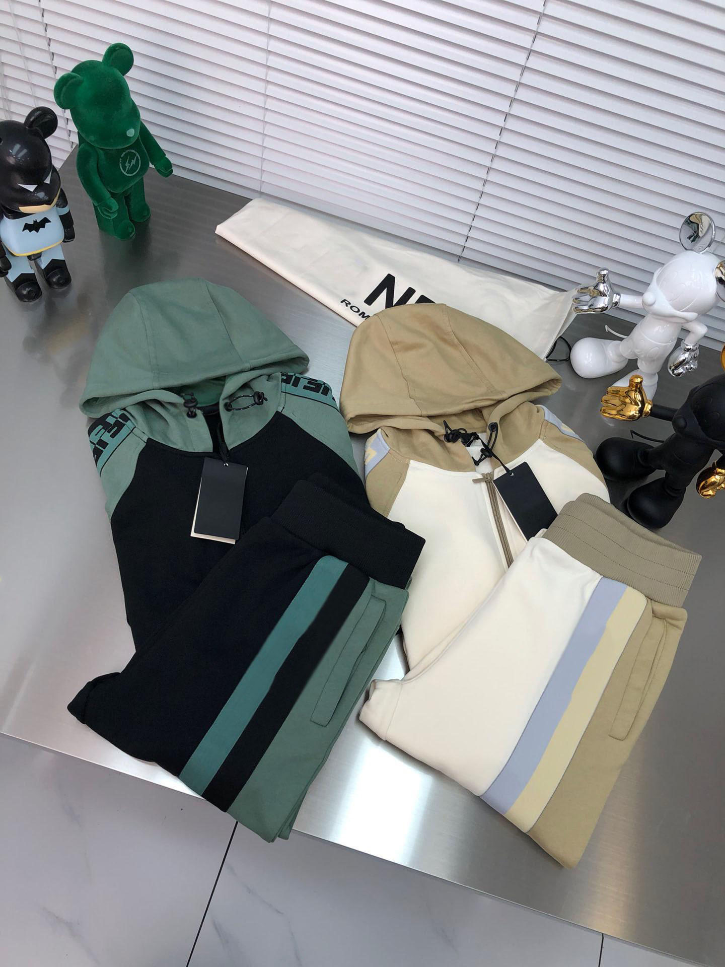 

New AOP jacquard letter knitted sweater in autumn / winter 2021acquard knitting machine e Custom jnlarged detail crew neck cotton 4fdd, Green