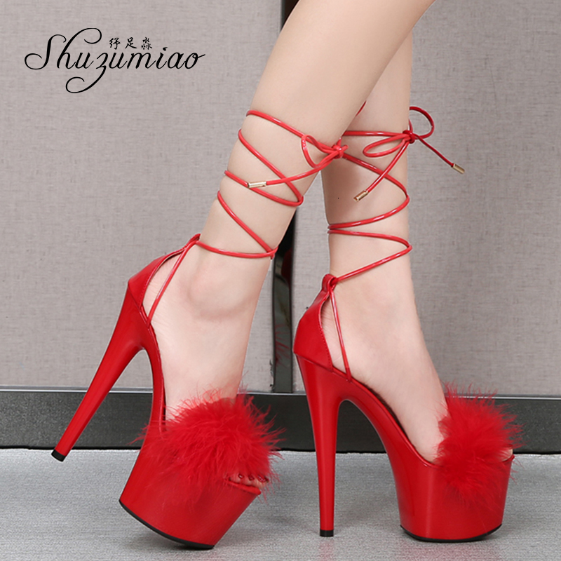 

Sandals Dwaterproof Water 2021 Will See New Woman Cross Shoes High Heels 16.5cm Stiletto Model Runway Shoe Wcbg, The picture showed