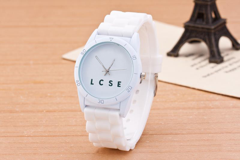 

Fashion Brand Watches Women Lady Men Unisex Crocodile Style Silicone Band Quartz Wrist Watch LA02, Black white