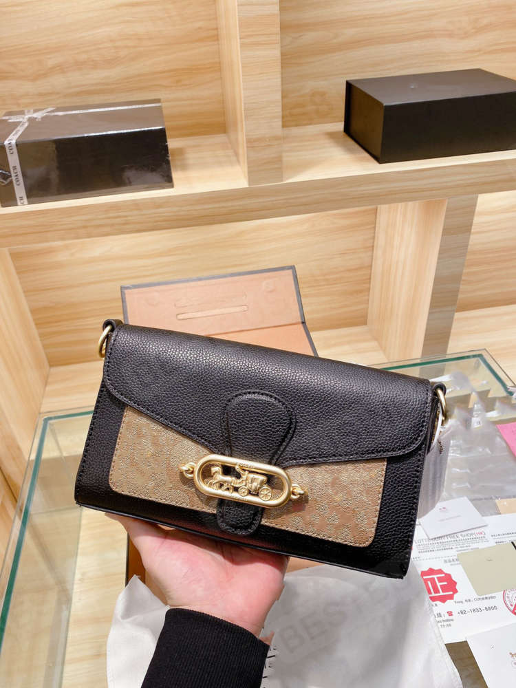 

Designer temperament handbag shoulder messenger fashion all-match high-end packaging gift box, Khaki