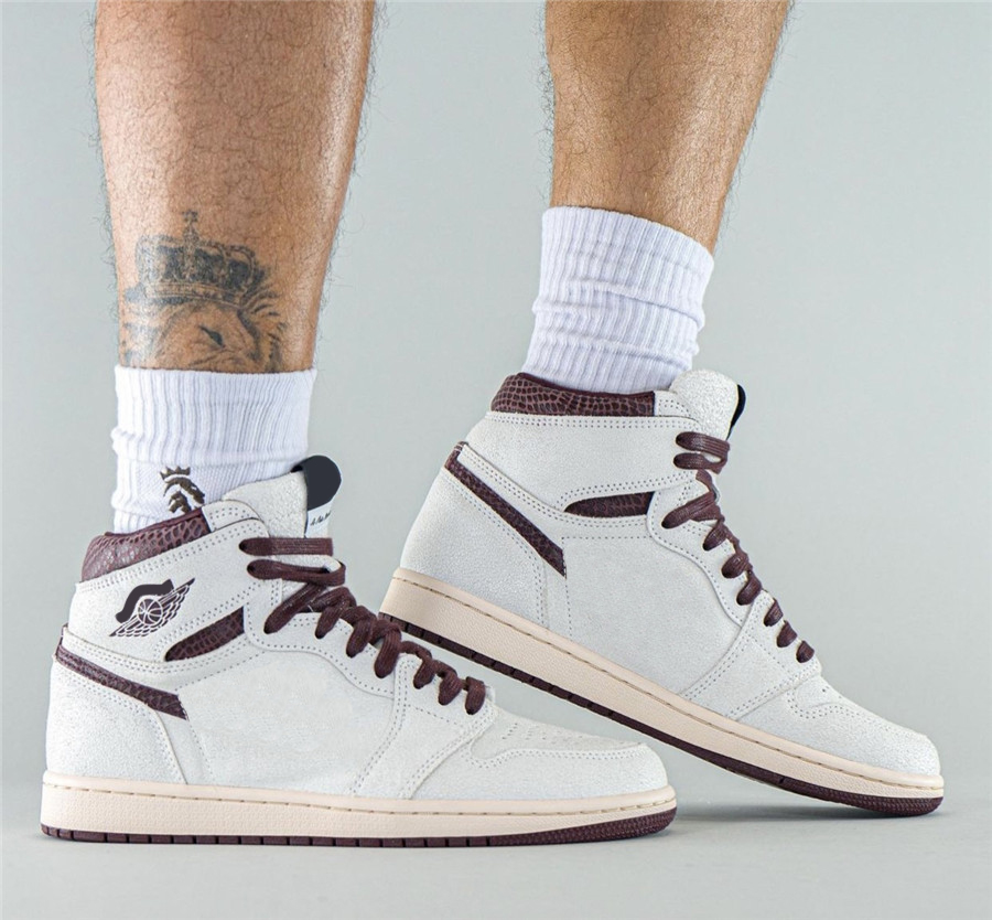 

Newest A Ma Maniere x Authentic 1 High OG Shoes Men Sail Burgundy Crush 3S Mocha White Medium Grey Violet Ore Outdoor Sports Sneakers With O