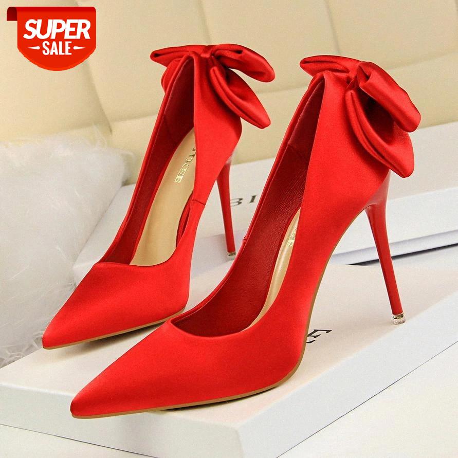 

Elegant Women Pumps 2018 Designer Luxury Women Shoes Sexy High Heels Satin Shoes Pump Silk bowknot Bride 1717-1 #ed0K