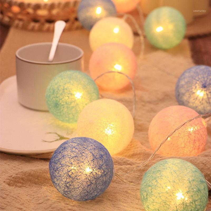 

Party Decoration 20 Leds Cotton Balls Lights LED Fairy Garland Ball Light For Home Kid Bedroom Christmas Garden Holiday Lighting
