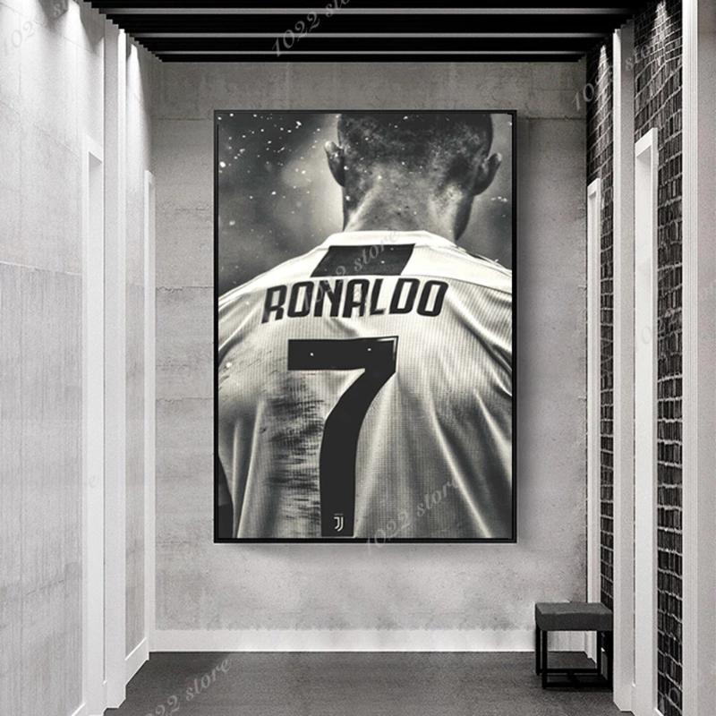 

Soccer Star Cristiano Ronaldo Retro Poster And Printed Sports Canvas Painting Room Wall Art decorate