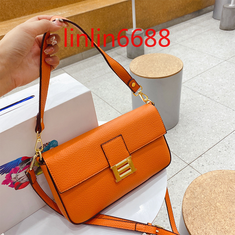 

International famous brand Fashion foreign bag style female Y9802 Korean version one shoulder armpit small square bags texture simple messenger High quality, Size:26×4×16cm