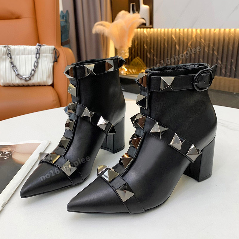 

new shoe rockstud valentino boot calfskin sandals heel height  cm pointed toe women short boots lady top leather casual shoes 2021, Black