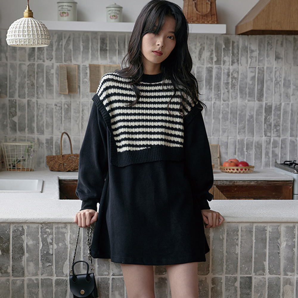 

New Japanese Women's Spring Fashion Autumn Lace Two Fake One-piece Temperament Long Sleeve 2021 Dyvt, Black