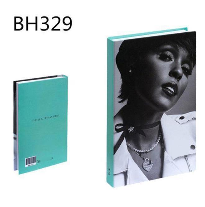 

Gift Fake Books Decoration For Home Decorative Books Modern Simulation Fashion Faux Book luxury Home Hotel gift Y0603