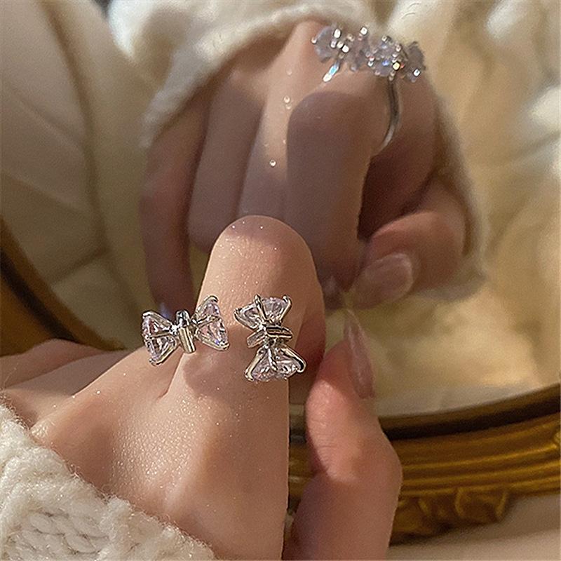 

Cluster Rings 2021 Arrival Women Metal Party Trendy Bowknot Wedding Bands Prong Setting All Compatible Elegant Simple Jewelry, Golden;silver