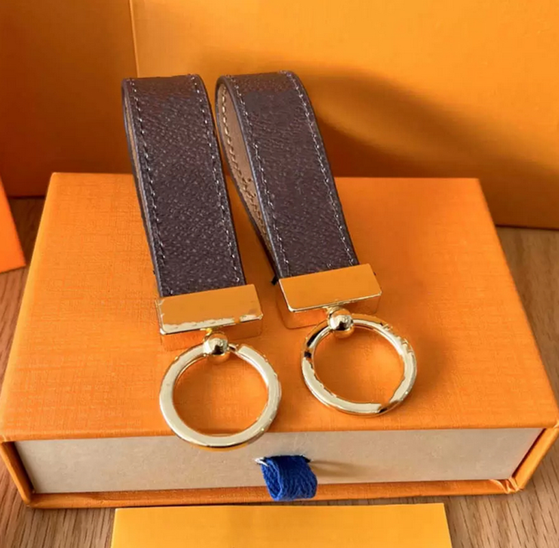 

Fashion Keychain Key Chain Buckle Keychains Lovers Car Handmade Leather Men Women Bags Pendant Accessories