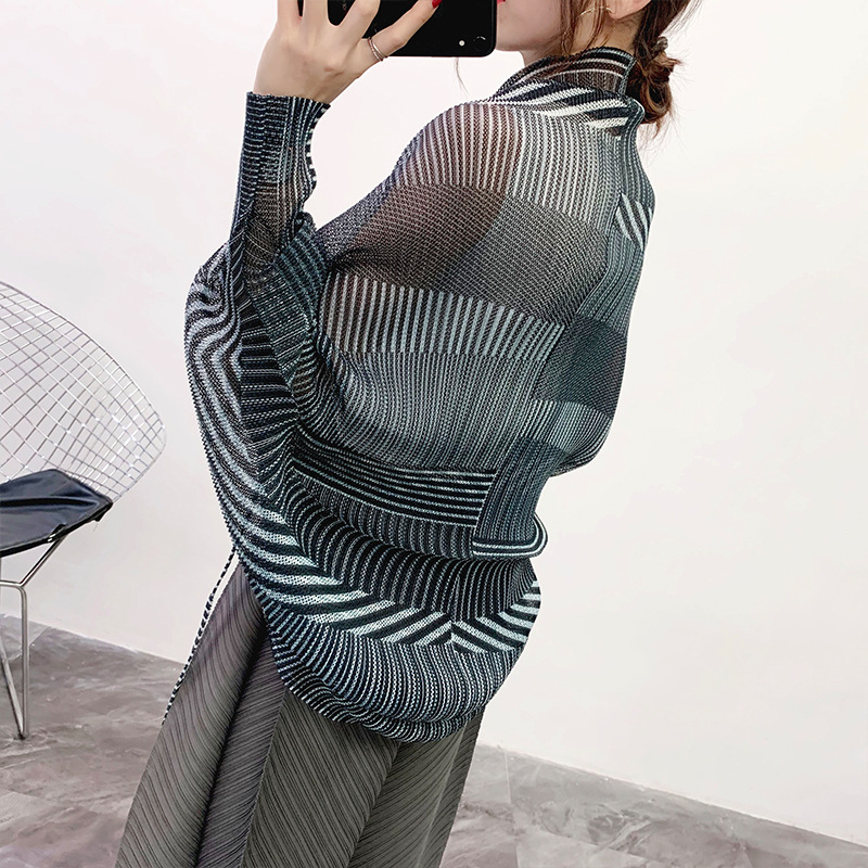 

Womens thin cape Miyake Pleated leopard stripe sunscreen outdoor pressure shawl cloak 2021 Summer ponchog