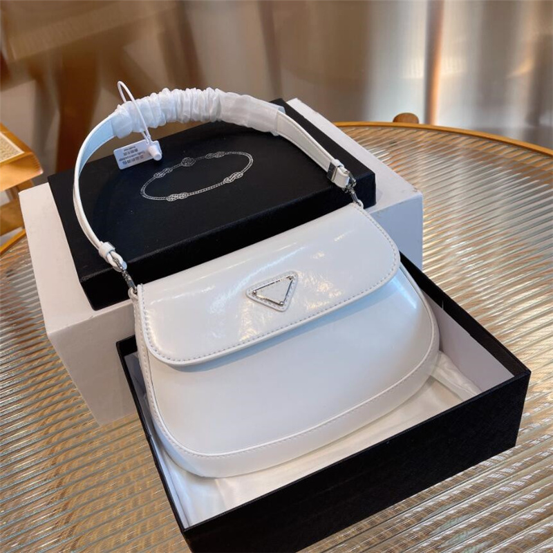 

CLEOs Women Designers Luxurys Shoulder Bag High Quality Leather Classic Brand Underarm Hobo Bags 27cm Fashion Lady 2022 Purses Wholesale, White