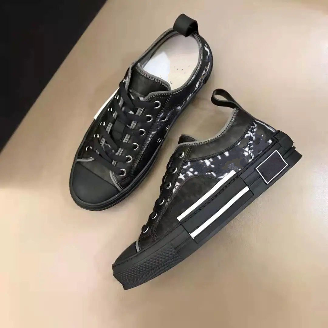 

2021 progettista casual shoes fashion flowers sports woman running printing lace thick bottom lusso Bowling shoe Large size35-45 mkjl001, 2 no box