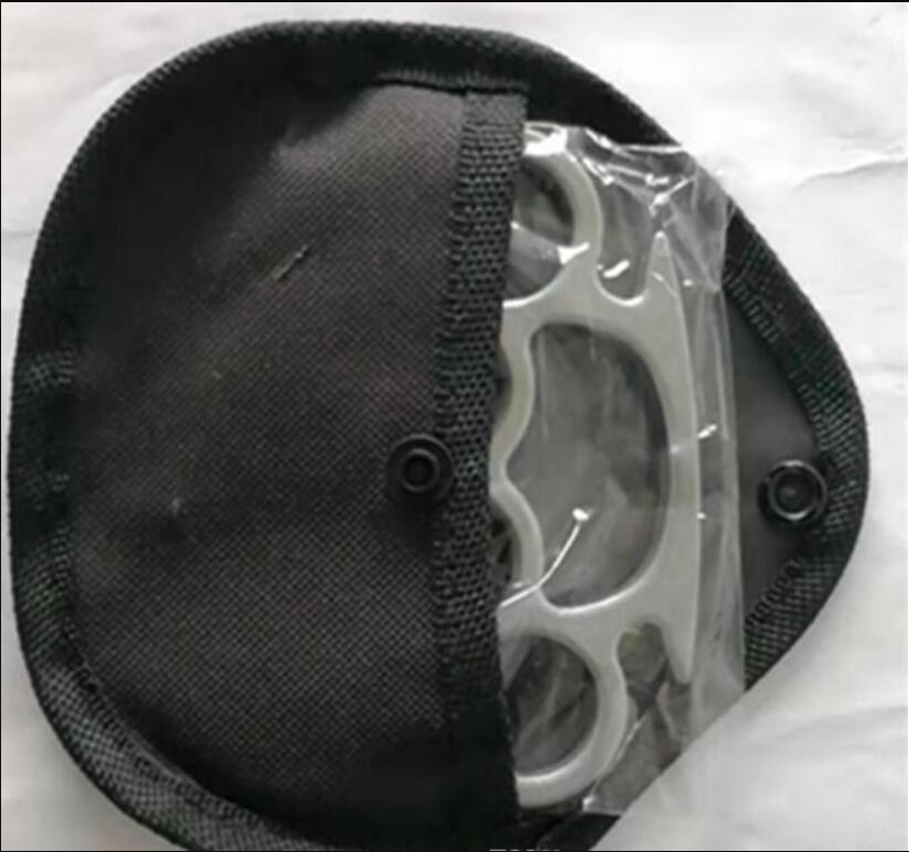 

New Gilded Thick 12 mm Steel Brass Knuckle Duster Color Black Plating Silver Hand Tool Clutch High Quality 78678