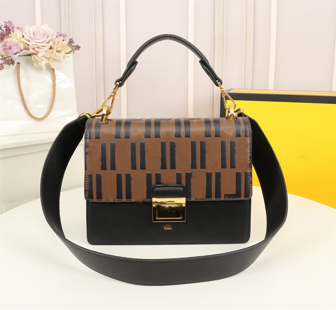 

Wholesales Luxury Designer Evening Bags women Luxurys Designers handbags 25cm High Quality Ladies Chain Shoulder Bag Patent Leather Crossbody Purse Z8893