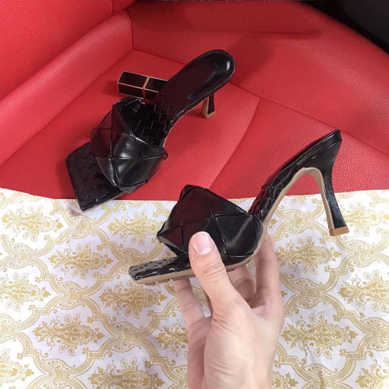 

Heels Women Dress Shoes Leather and ostrich feather sandals logo heel Square design Sandal Two highly exquisite comfortable green With Box, #5