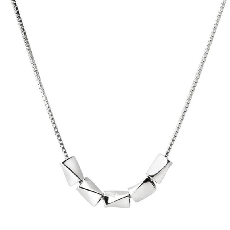 

Pendant Necklaces Simplicity Temperament Silver Color Clavicle Chain Necklace Women's Lucky Bead Charm Female Choker Jewelry