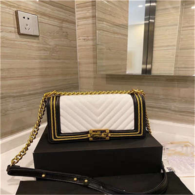 

designer 2021 beautiful metal edge fashion bages designer classic leather style versatile fashions simple chain bagss messenger bags, Black