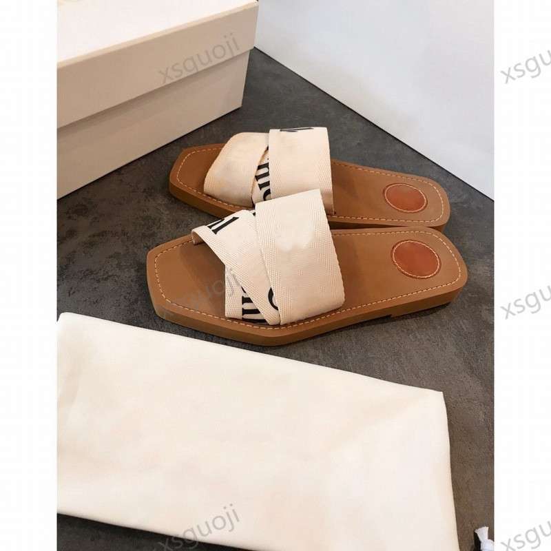 

Branded Women Woody Mules Fflat Slipper Deisgn Lady Lettering Fabric Outdoor Leather Sole Slide Sandal Fashion slippers, Black;grey