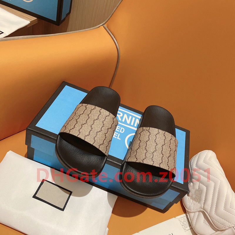 

2021 Men Women Slippers Fashion Summer Shoes Casual Slip On Black Slides Ladies Flip Flops Female beach sandals Pantoufle Femme Shoes