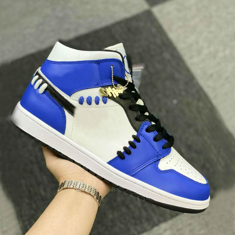 

1 MID Sisterhood 1s women men basketball shoes Game Royal outdoor sports sneakers womens mens trainers, White;red