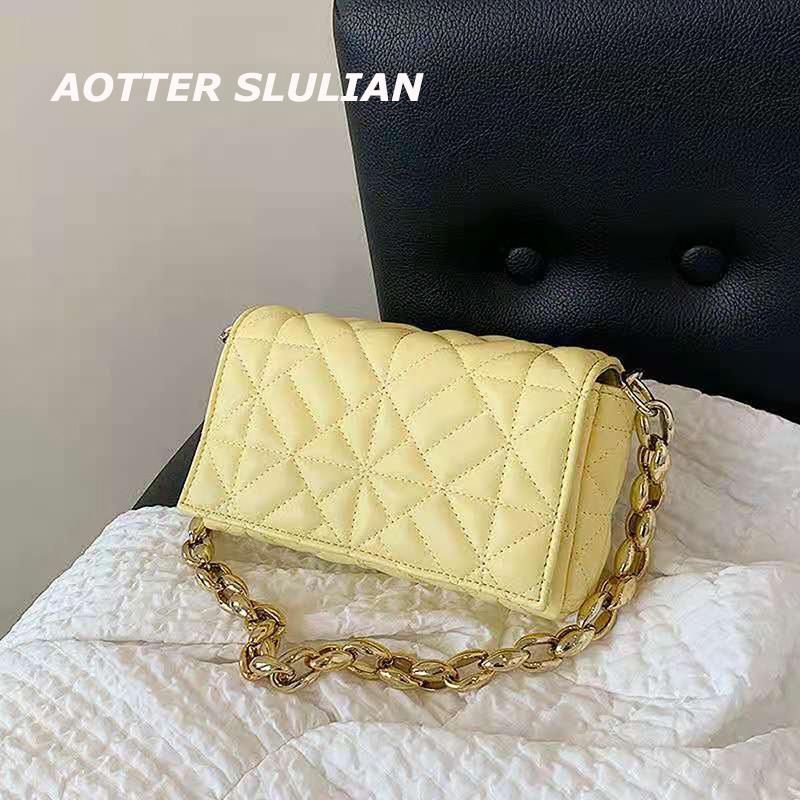 

Shoulder Bags Trendy Thick Chain Bag Solid Color Casual Women Leather Handbags Female Flip Quilted Underarm Party Shopping Pouch, Small size yellow