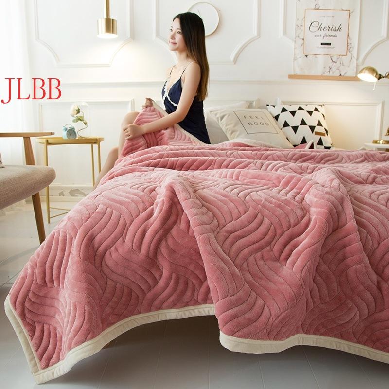 

2021 patchwork blanket thicken warm bed covers double layer qulited fleece blanket 200*230cm winter bedclothes 3D ruffle bedding
