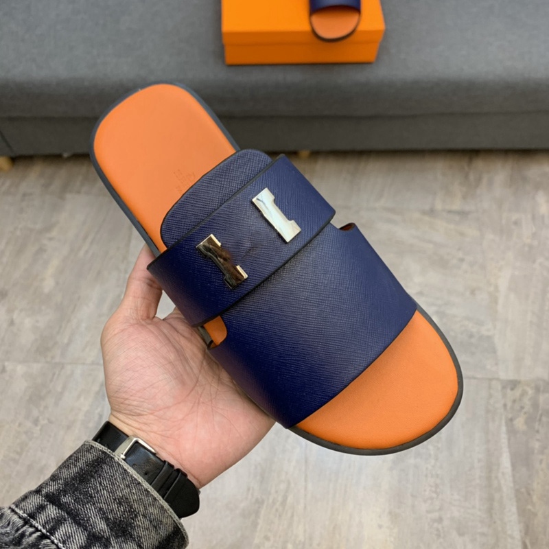 

The latest high-quality men' slippers casual sandals, fashionable summer leather beach shoes, indoor large size 38-46, Black;grey