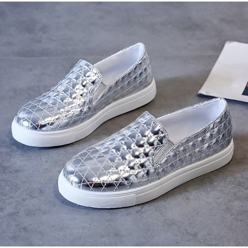 

2021 New Women's Flats Sneakers Shoes Pu Leather Slip on Elastic Comfort Woman Ladies Colorful Loafers Plus Size Autumn Pmpb 5MW9, Black