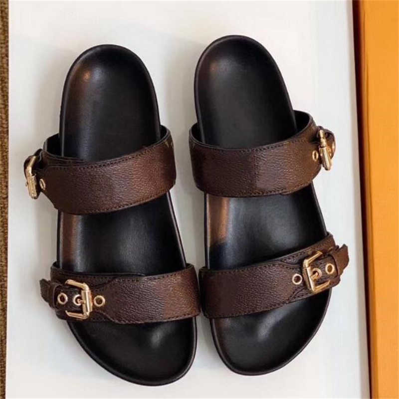 

Slippers BOM DIA FLAT MULE 1A3R5M Cool Effortlessly Stylish Slides 2 Straps with Adjusted Gold Buckles Women Summer. 35-46m Men andwomen