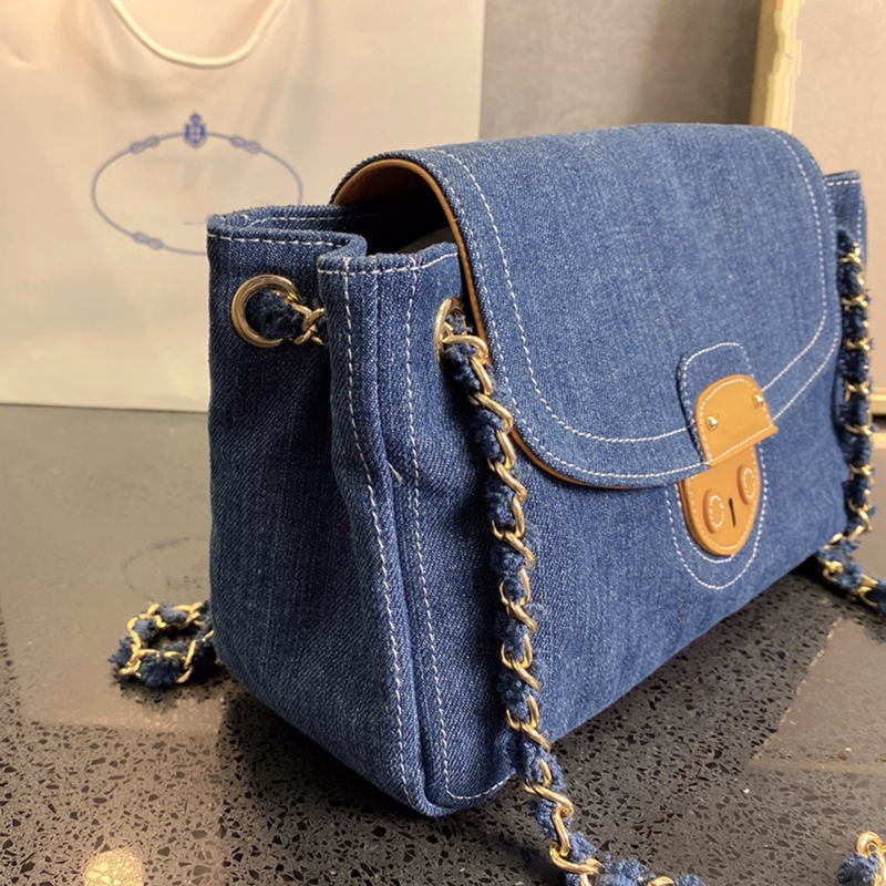 

Designer Bag Crossbody Luxury mini waist Denim bags Backpack Women's genuine leather Gold chain Fashion brand wholesale size30*16cm, Blue