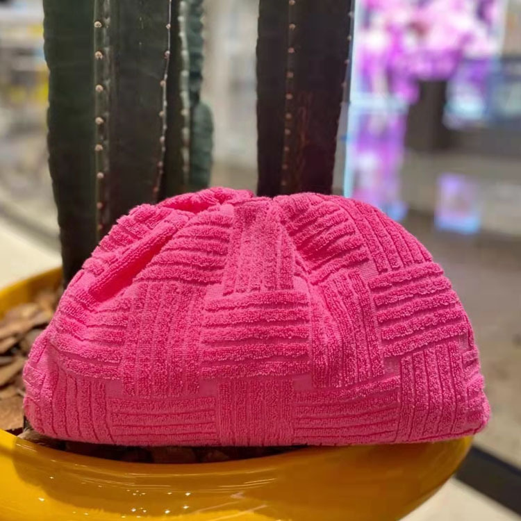 

HBP Towel embossed cloud clutch bags fashionable 2021 autumn and winter new dumpling bag, Black